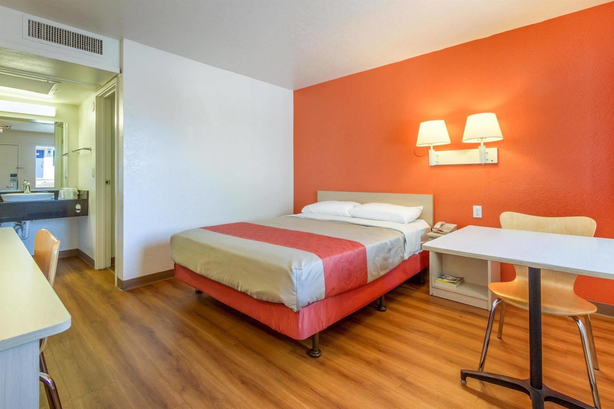 Motel 6-Phoenix, Az - North Bell Road 외부 사진