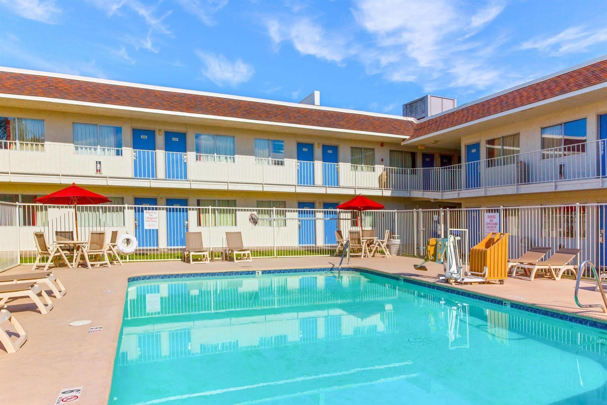 Motel 6-Phoenix, Az - North Bell Road 외부 사진